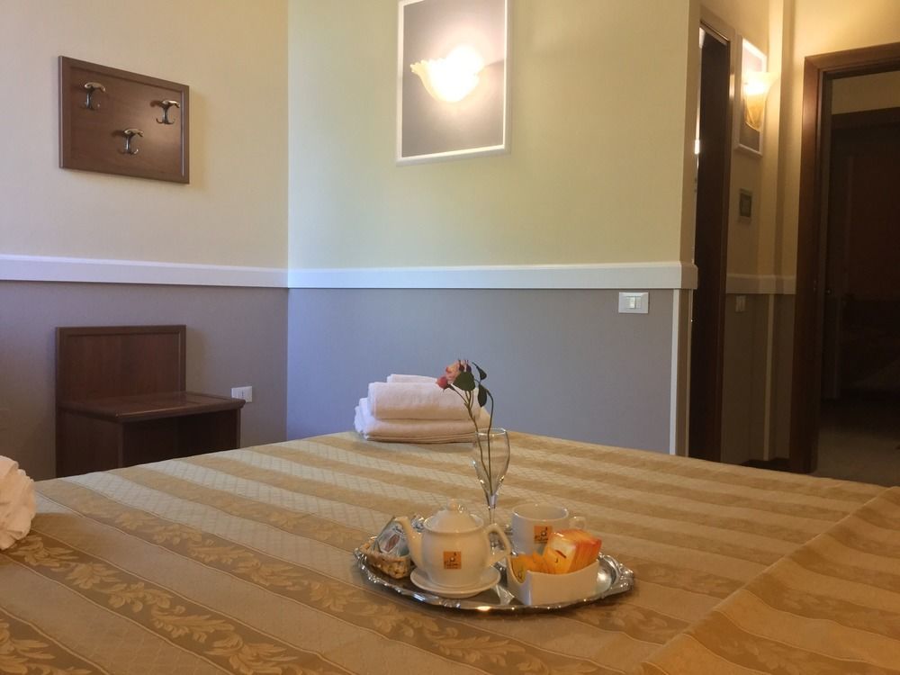 Hotel Marco Polo Self Check-In Bologna Ngoại thất bức ảnh