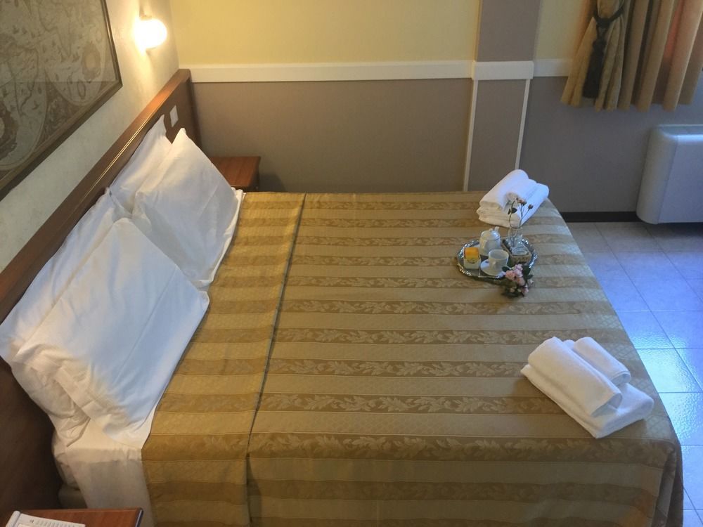 Hotel Marco Polo Self Check-In Bologna Ngoại thất bức ảnh