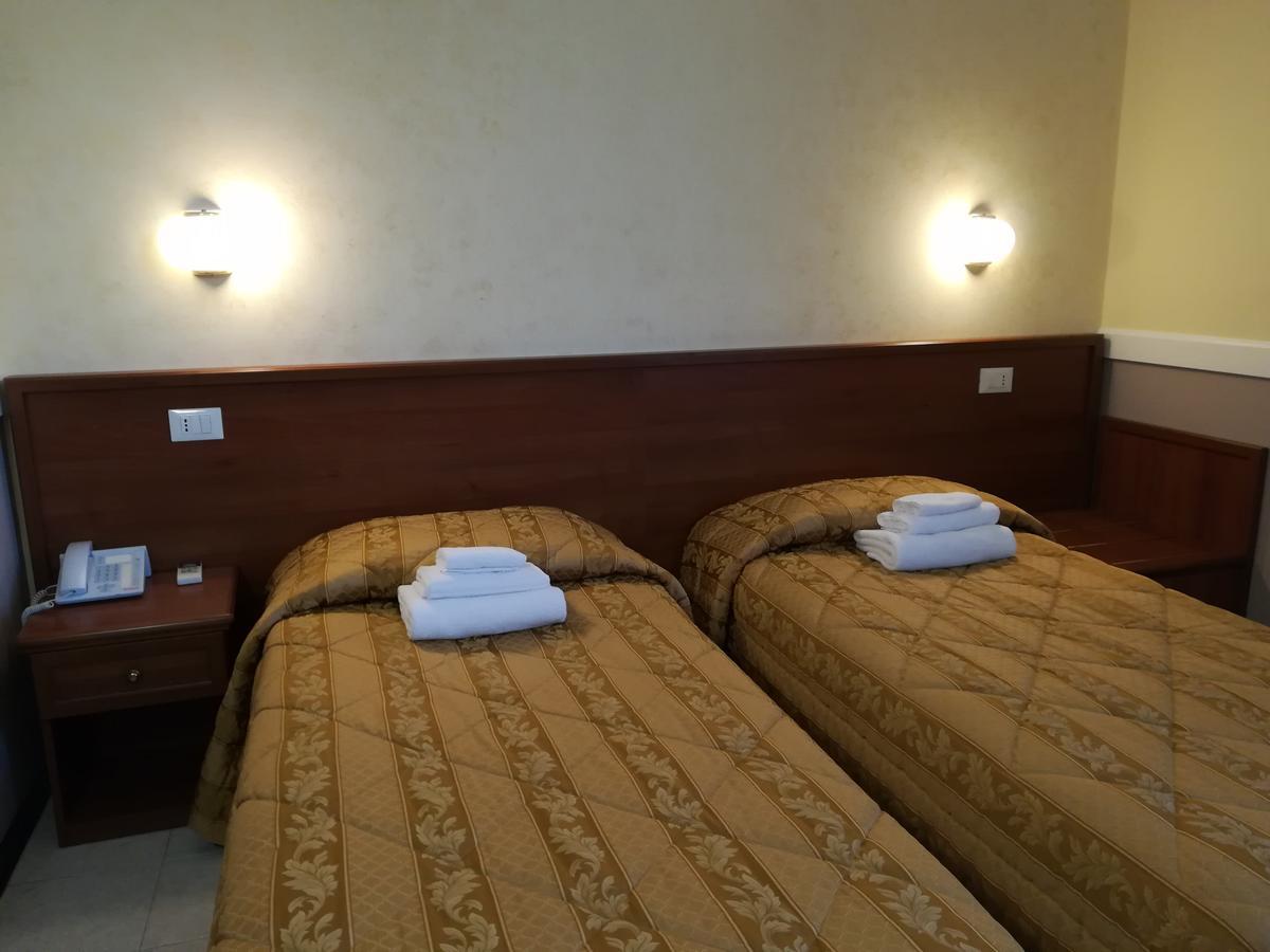 Hotel Marco Polo Self Check-In Bologna Ngoại thất bức ảnh