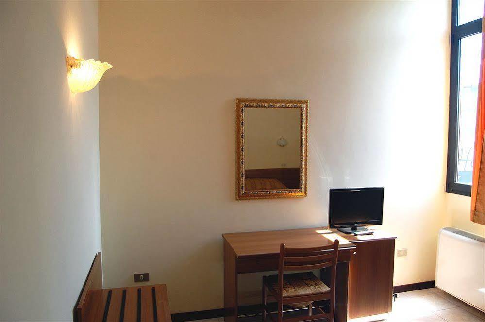 Hotel Marco Polo Self Check-In Bologna Ngoại thất bức ảnh